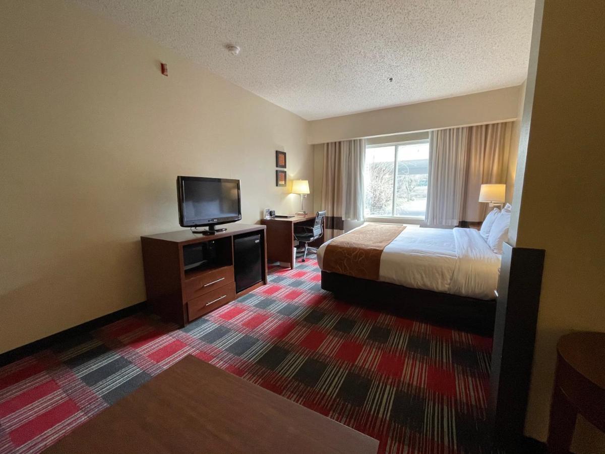 Comfort Suites Near Vancouver Mall Esterno foto