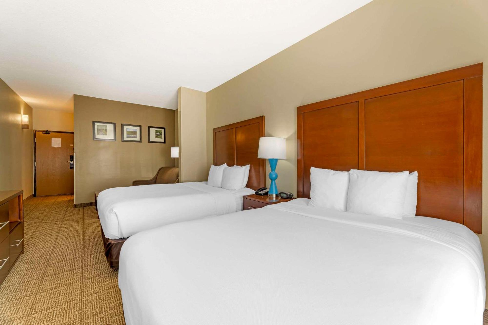 Comfort Suites Near Vancouver Mall Esterno foto
