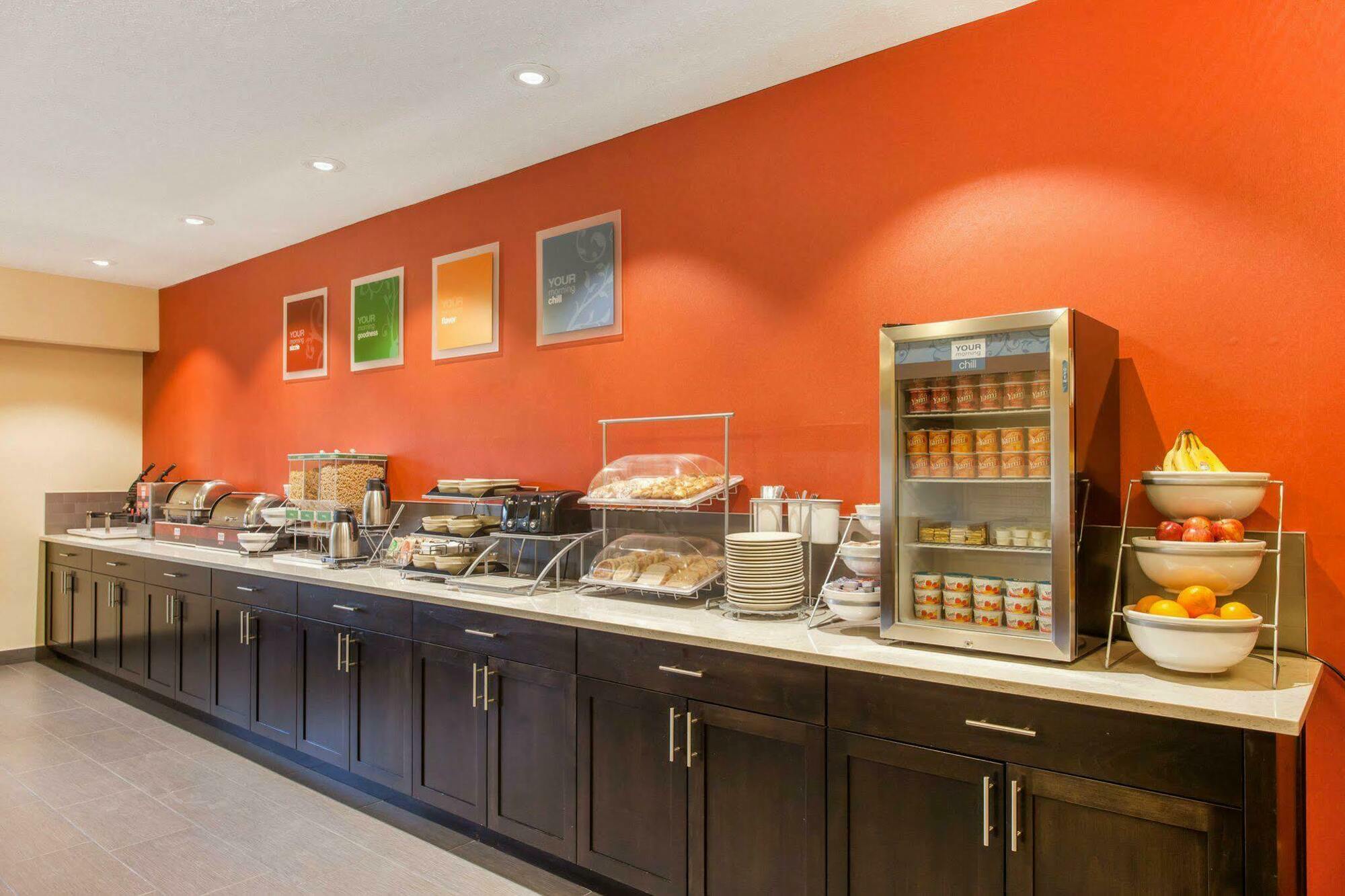 Comfort Suites Near Vancouver Mall Esterno foto